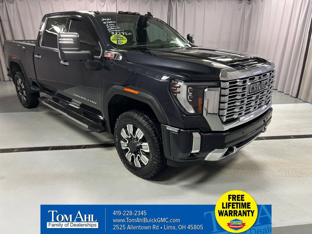 Used 2024 GMC Sierra 3500 Denali w/ Technology Package image 1
