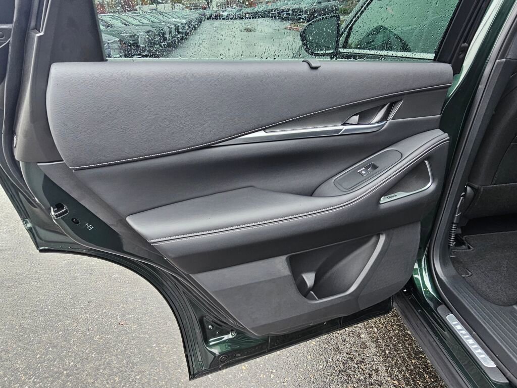 New 2026 INFINITI QX60 Luxe image 20