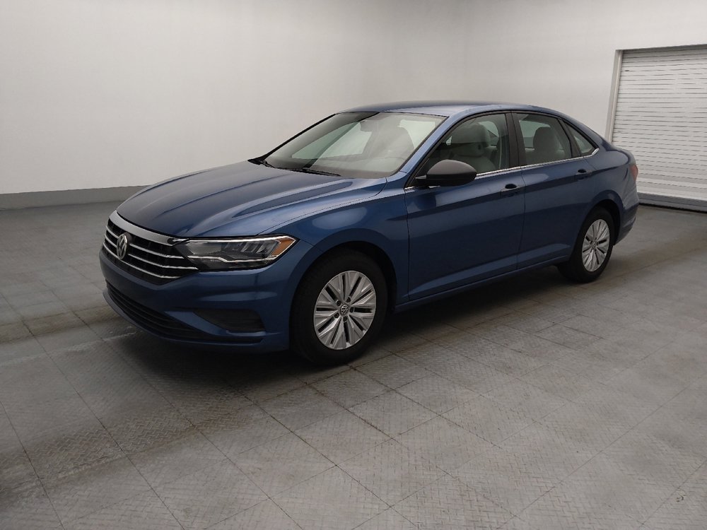 Used 2019 Volkswagen Jetta SE FWD image 2