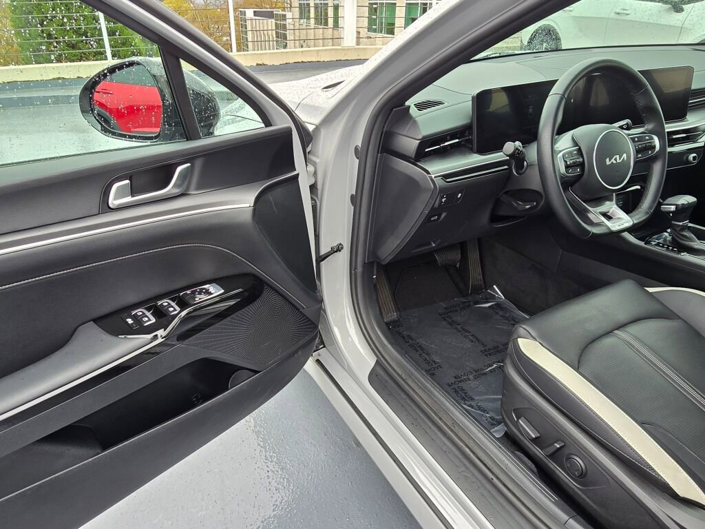 Used 2025 Kia K5 GT-Line image 21