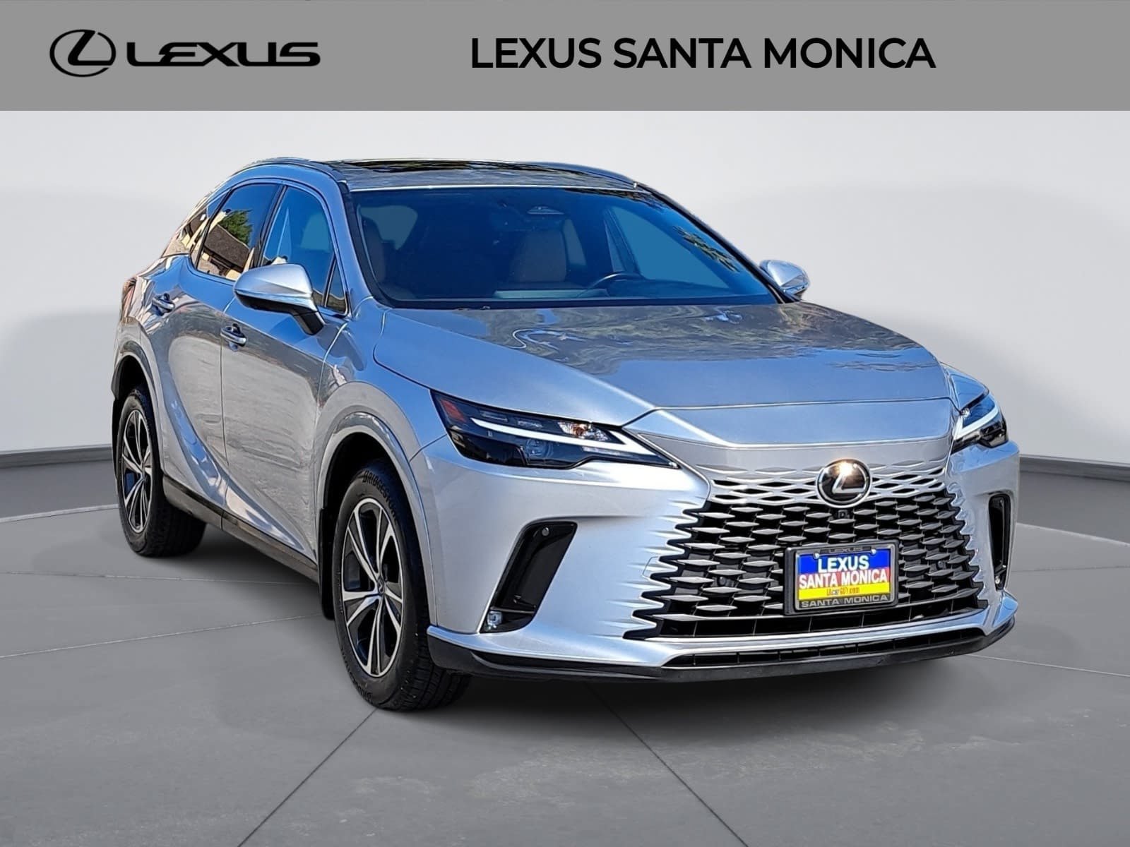 Used 2024 Lexus RX 350 Premium w/ Cold Area Package FWD image 3