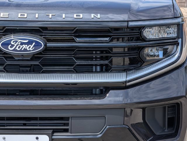 New 2027 Ford Expedition Max Platinum w/ Driver's Package RWD image 6