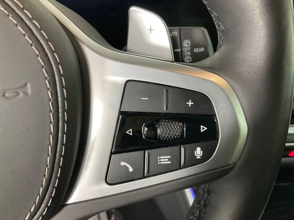 Used 2025 BMW X5 xDrive40i w/ Executive Package image 18