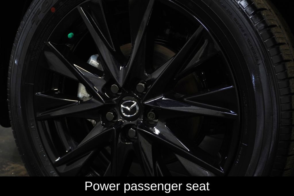Used 2025 MAZDA CX-5 Carbon Edition image 12