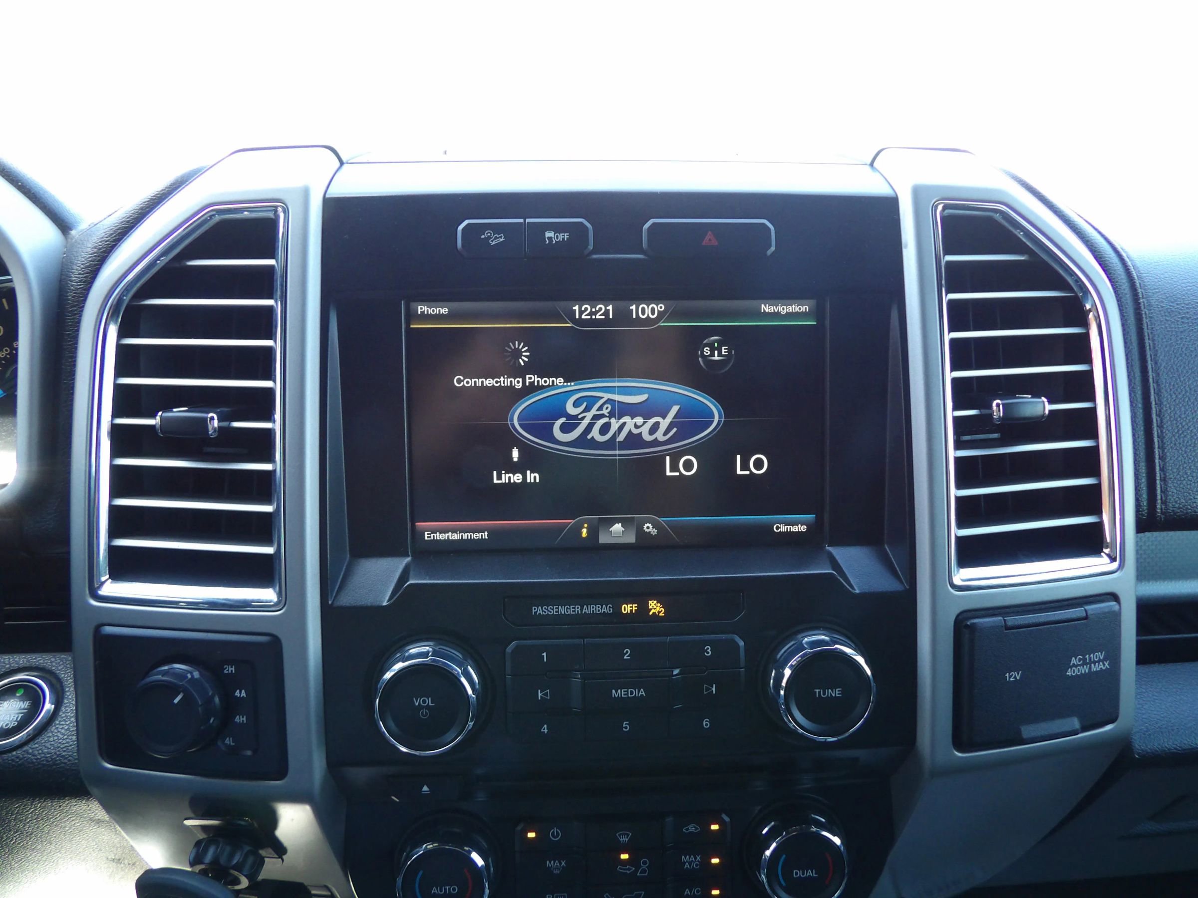 Used 2015 Ford F150 Lariat AWD/4WD image 18
