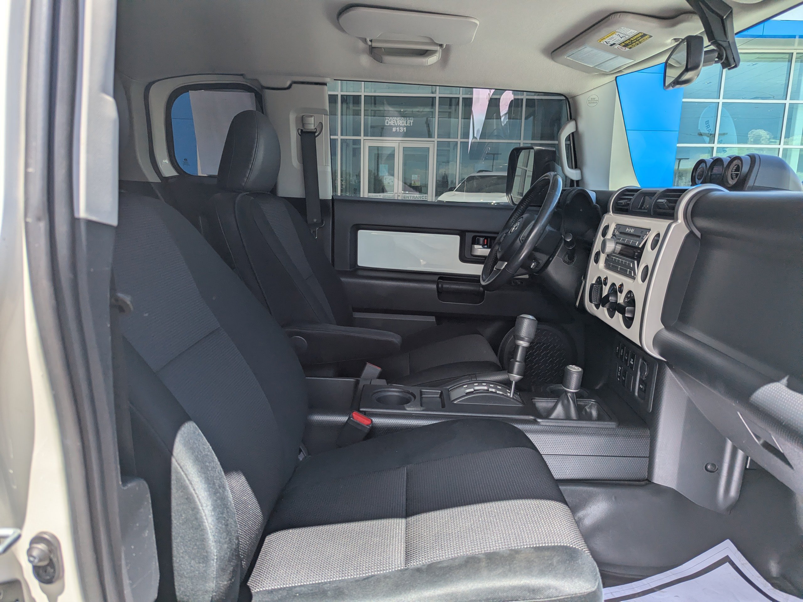Used 2010 Toyota FJ Cruiser 4WD image 32