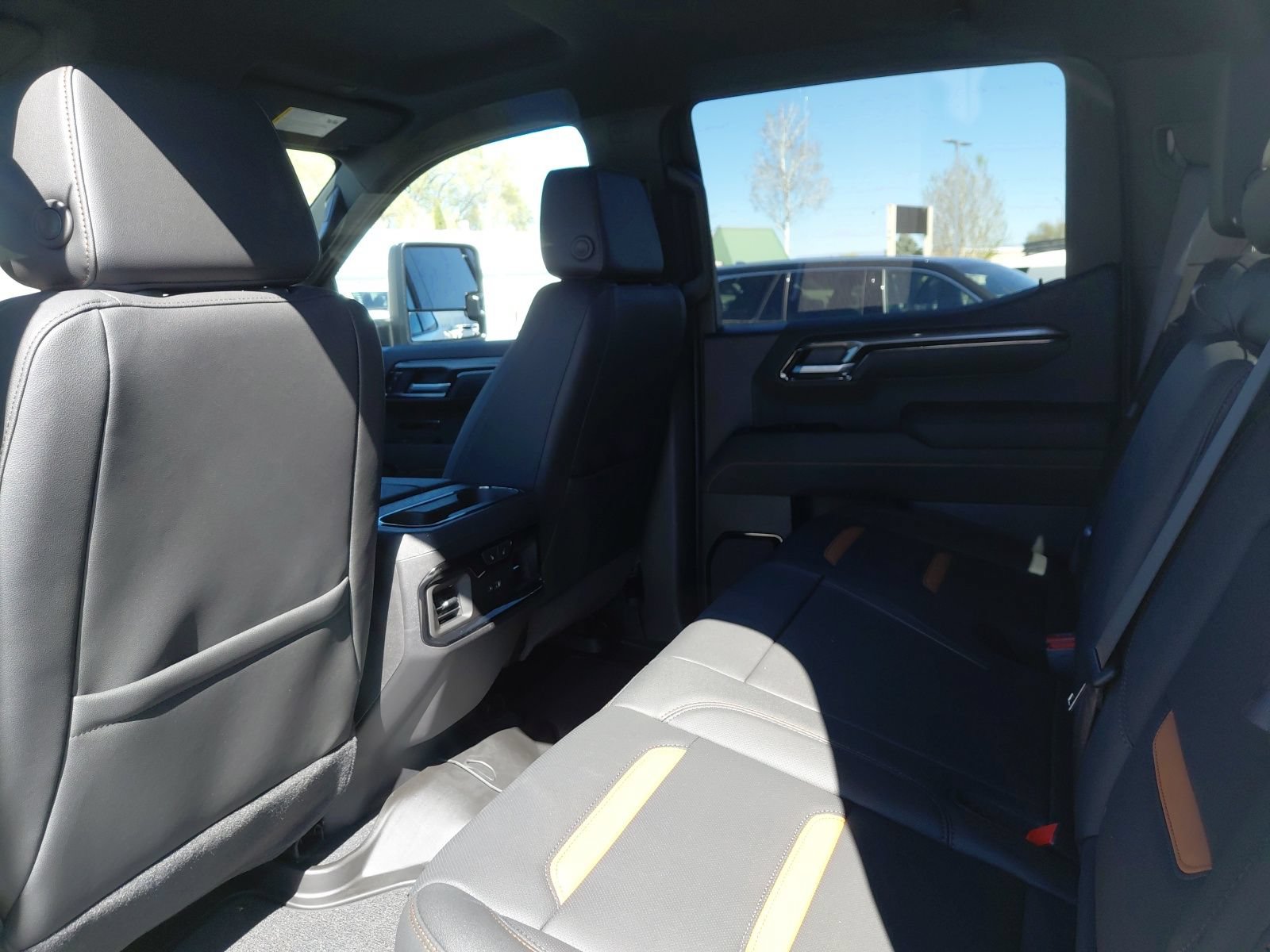 New 2026 GMC Sierra 1500 AT4 w/ AT4 Premium Package AWD/4WD image 28