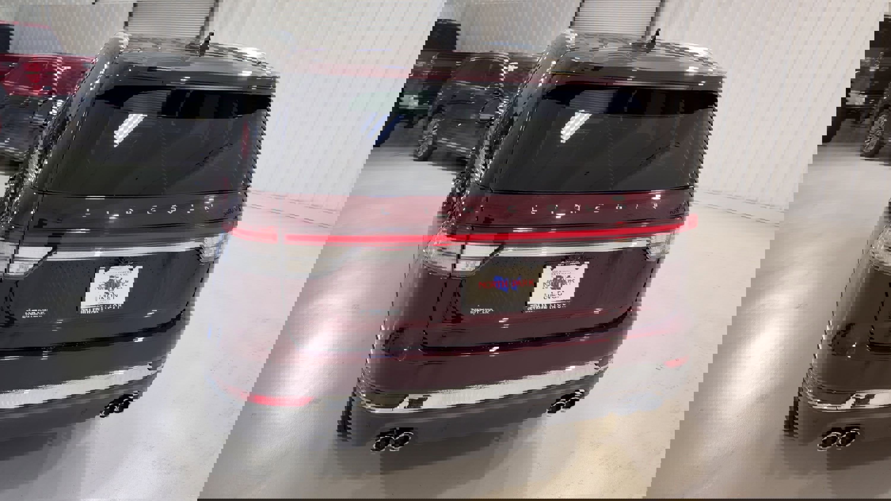 Used 2022 Lincoln Aviator Reserve image 8