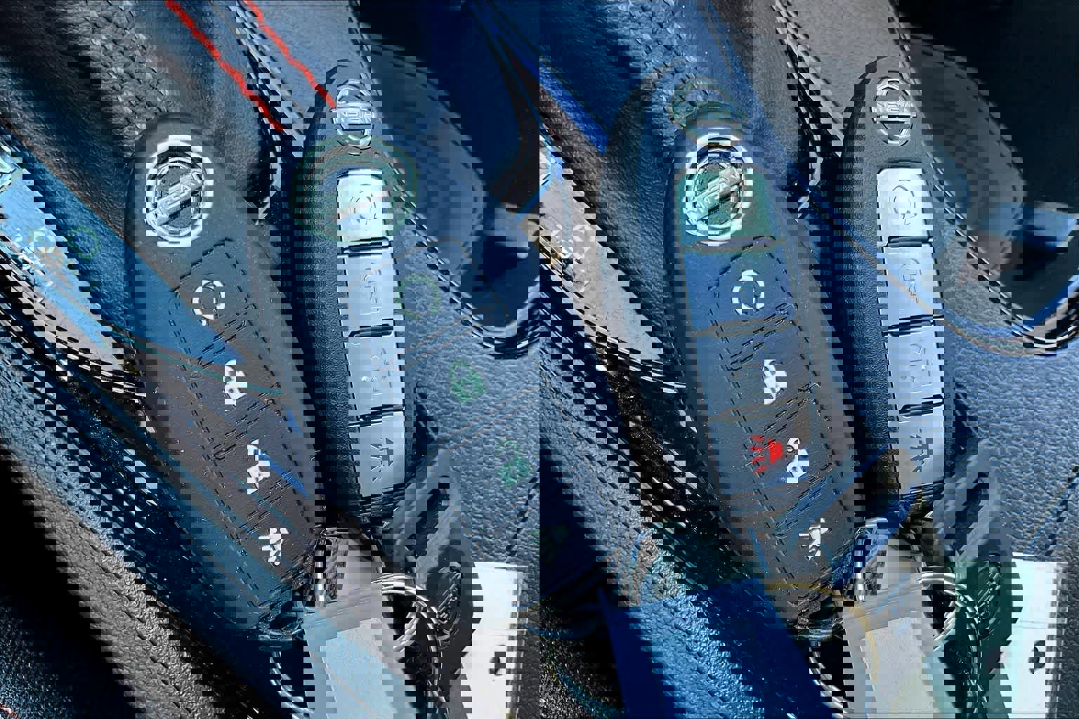 Used 2023 Nissan Frontier PRO-4X w/ Technology Package image 13