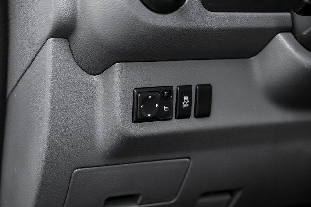 Used 2020 Nissan NV 2500 SV image 21