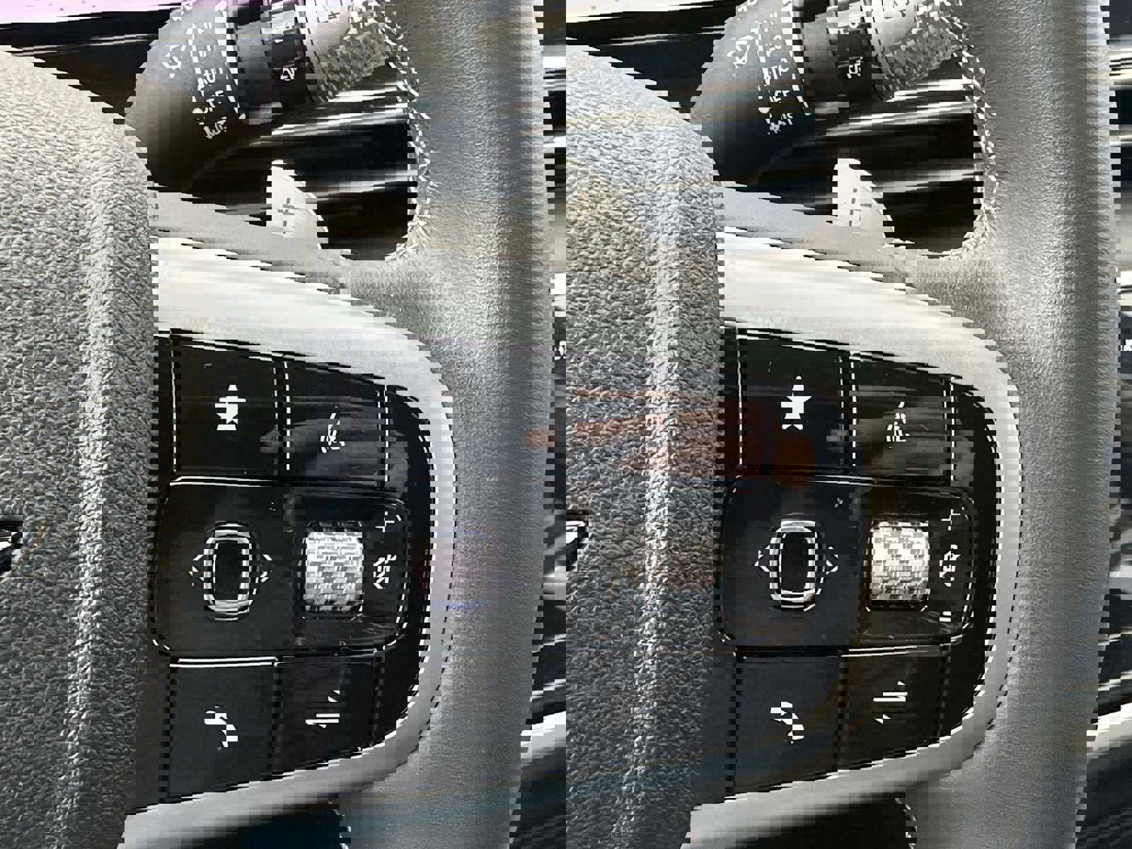 Used 2025 Genesis GV80 2.5T Standard image 35