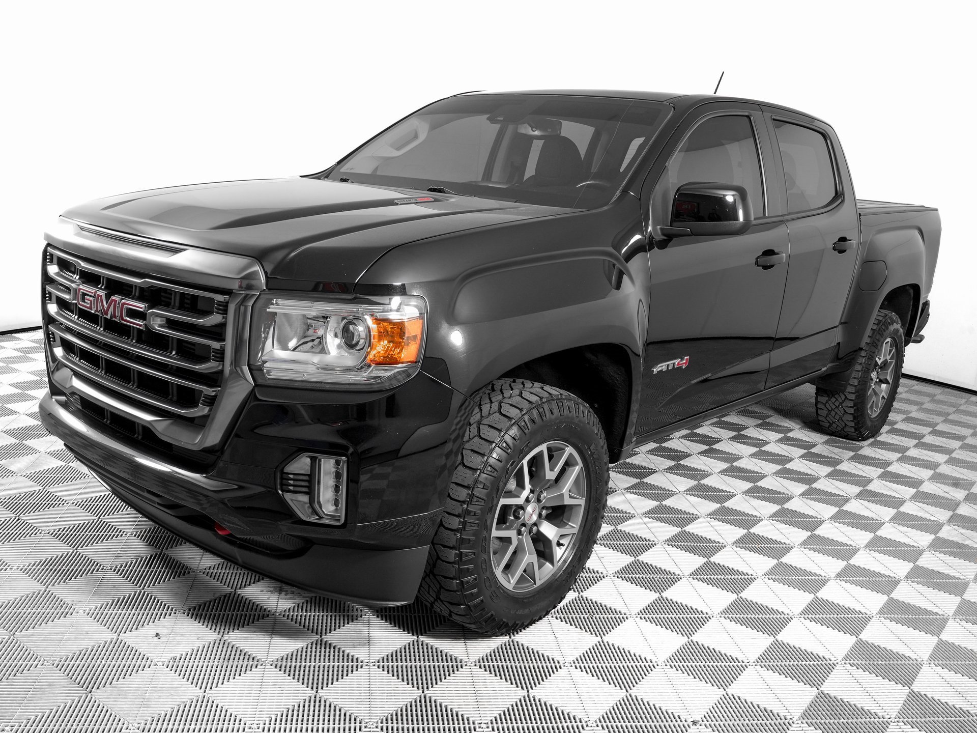 Used 2021 GMC Canyon AT4 w/ Driver Alert Package image 8