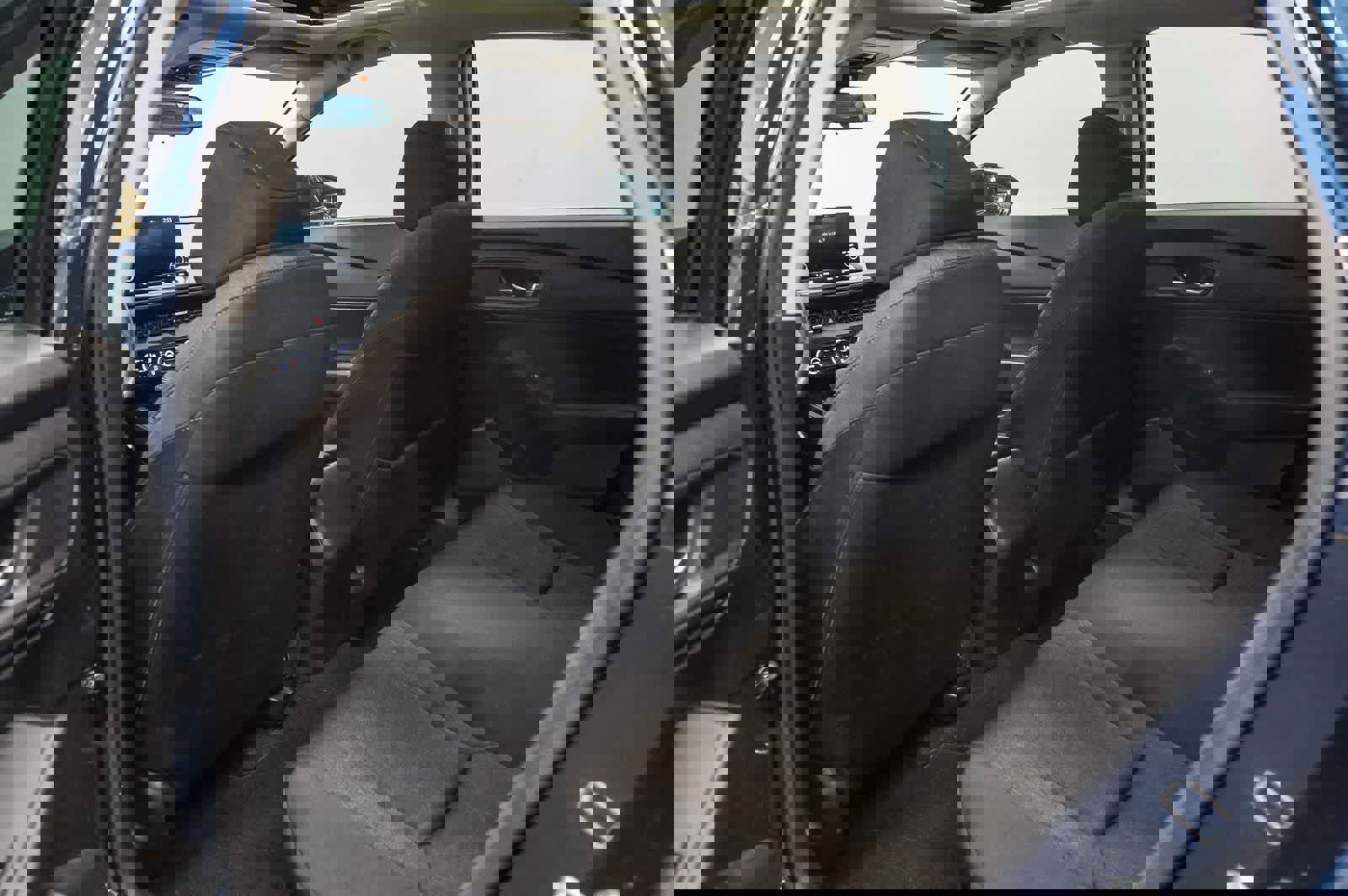 Used 2023 Honda Accord EX image 19