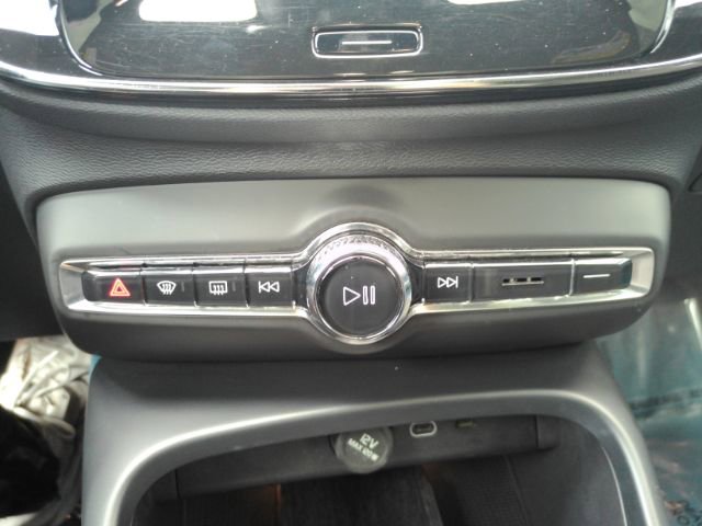 Used 2022 Volvo C40 P8 Recharge Ultimate AWD/4WD image 43