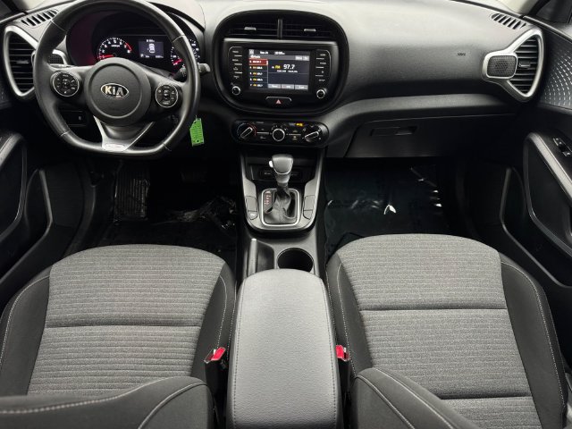 Used 2021 Kia Soul GT-Line FWD image 4