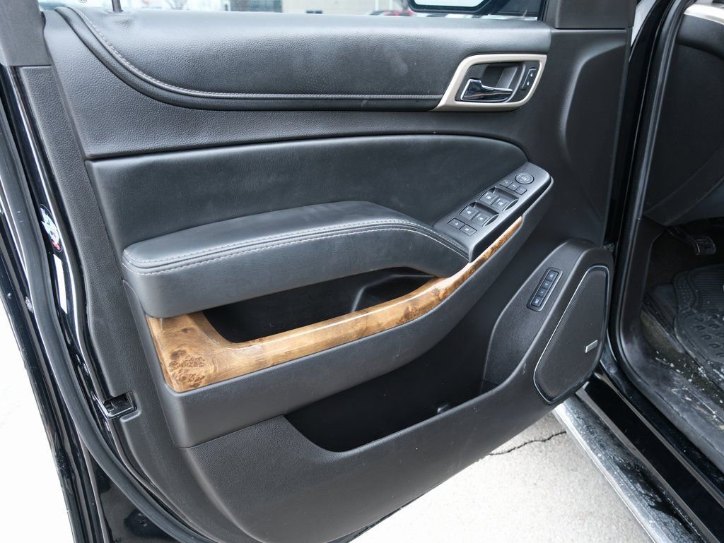 Used 2016 GMC Yukon Denali w/ Open Road Package image 15