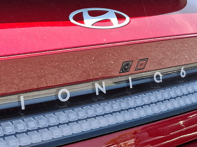 Used 2024 Hyundai Ioniq 6 SE AWD/4WD image 31
