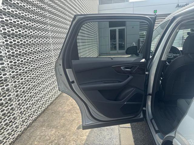 Certified 2023 Audi Q7 3.0T Premium Plus w/ Premium Plus Package AWD/4WD image 20