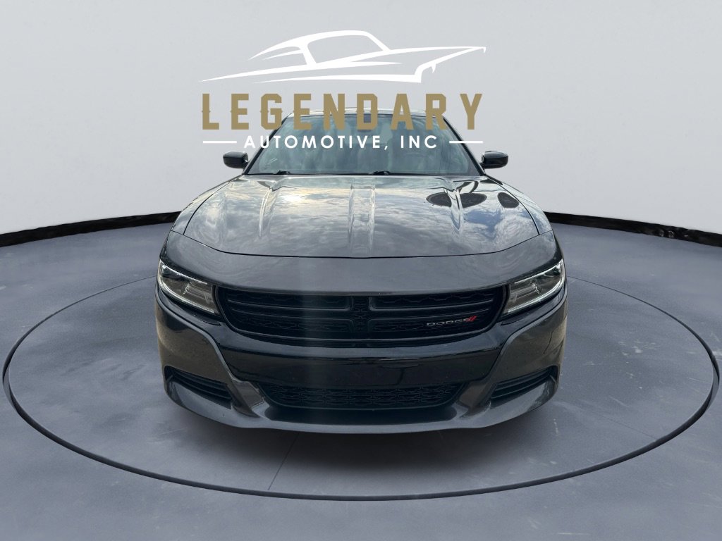Used 2021 Dodge Charger SXT w/ Blacktop Package image 2