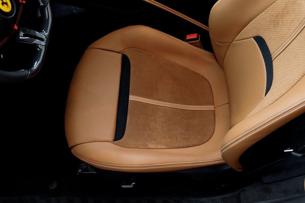 Used 2025 Ferrari Roma Spider image 24