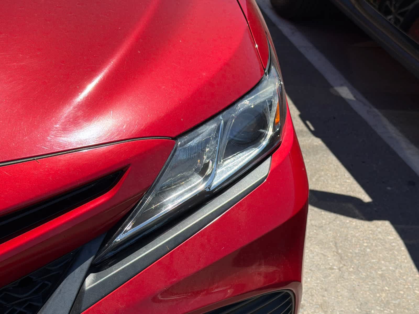 Used 2020 Toyota Camry SE w/ Convenience Package FWD image 7
