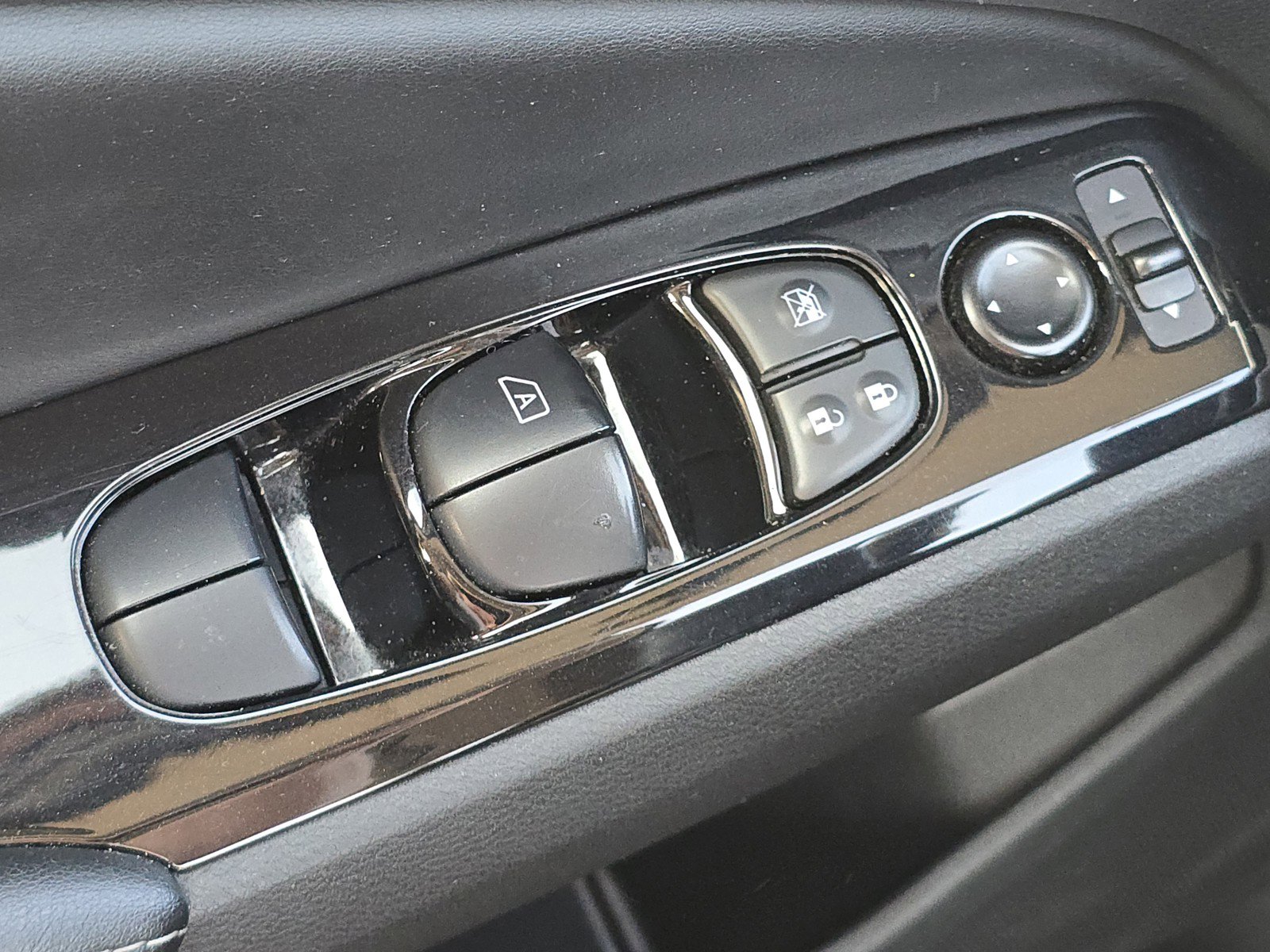 Used 2023 Nissan Altima 2.5 SV image 13