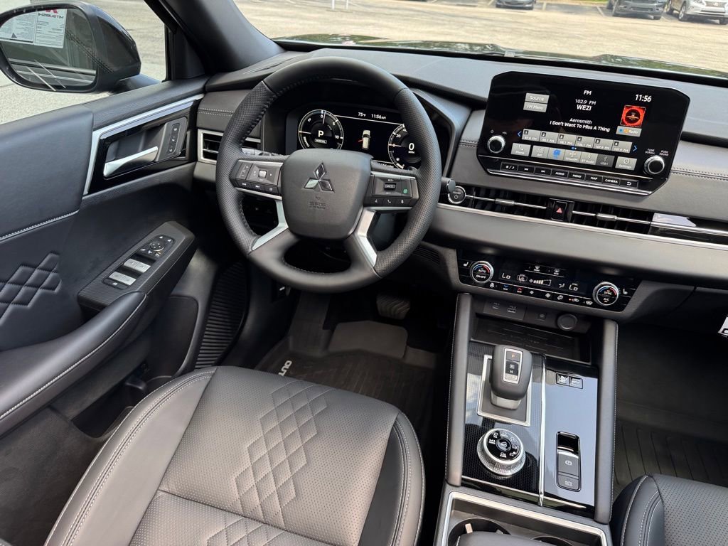 New 2025 Mitsubishi Outlander SEL Black Edition image 23