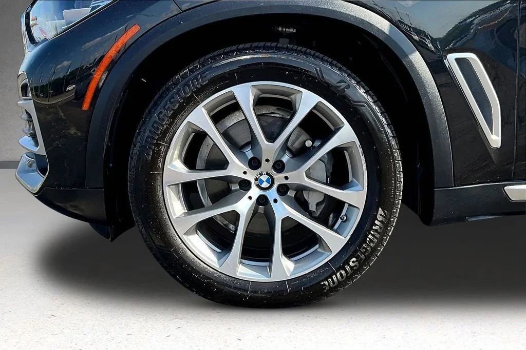 Used 2019 BMW X5 xDrive40i w/ Convenience Package AWD/4WD image 34