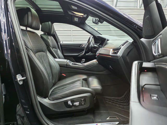 Used 2023 BMW X6 xDrive40i AWD/4WD image 15