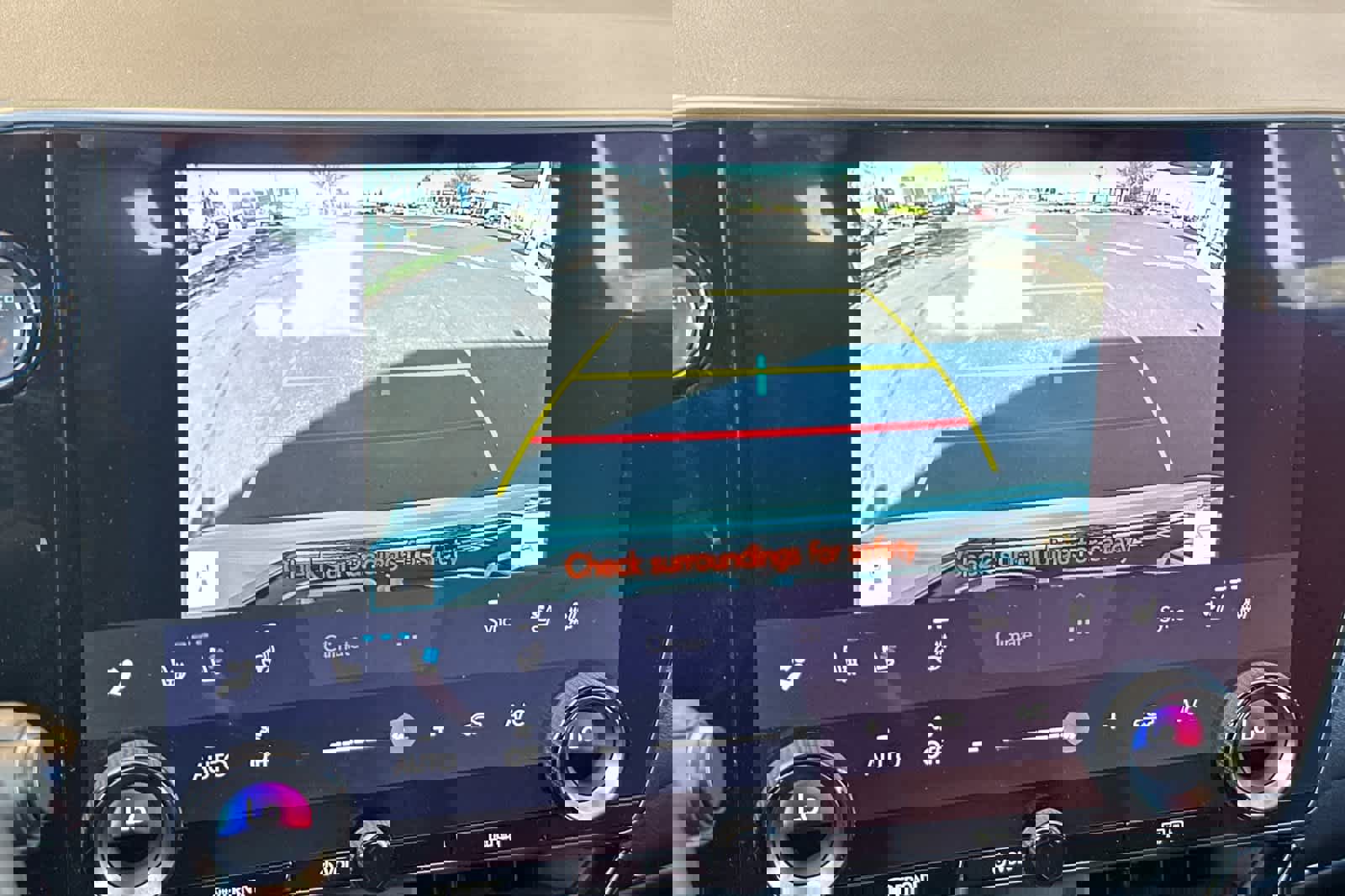 Used 2023 Lexus NX 350h Premium image 21