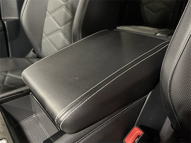 Used 2025 Volkswagen Atlas SE image 25