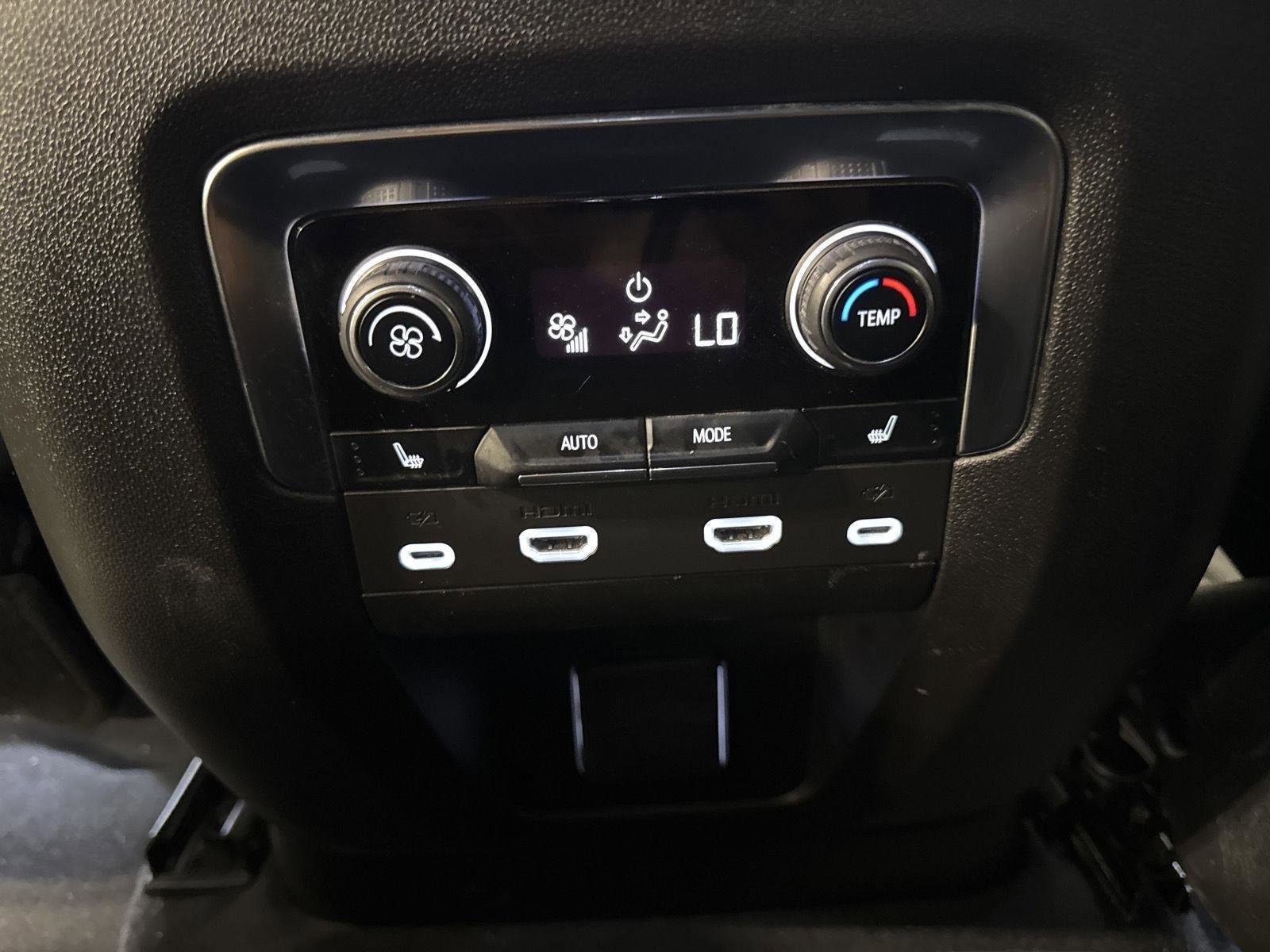 Used 2024 Chevrolet Tahoe RST w/ Luxury Package image 17