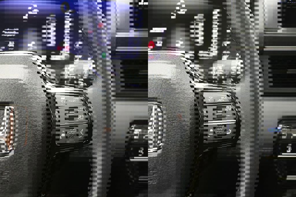 Used 2024 Honda Pilot Elite image 23