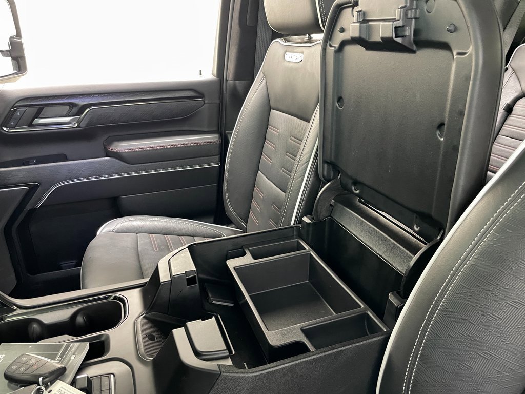Used 2024 GMC Sierra 2500 AT4X image 39