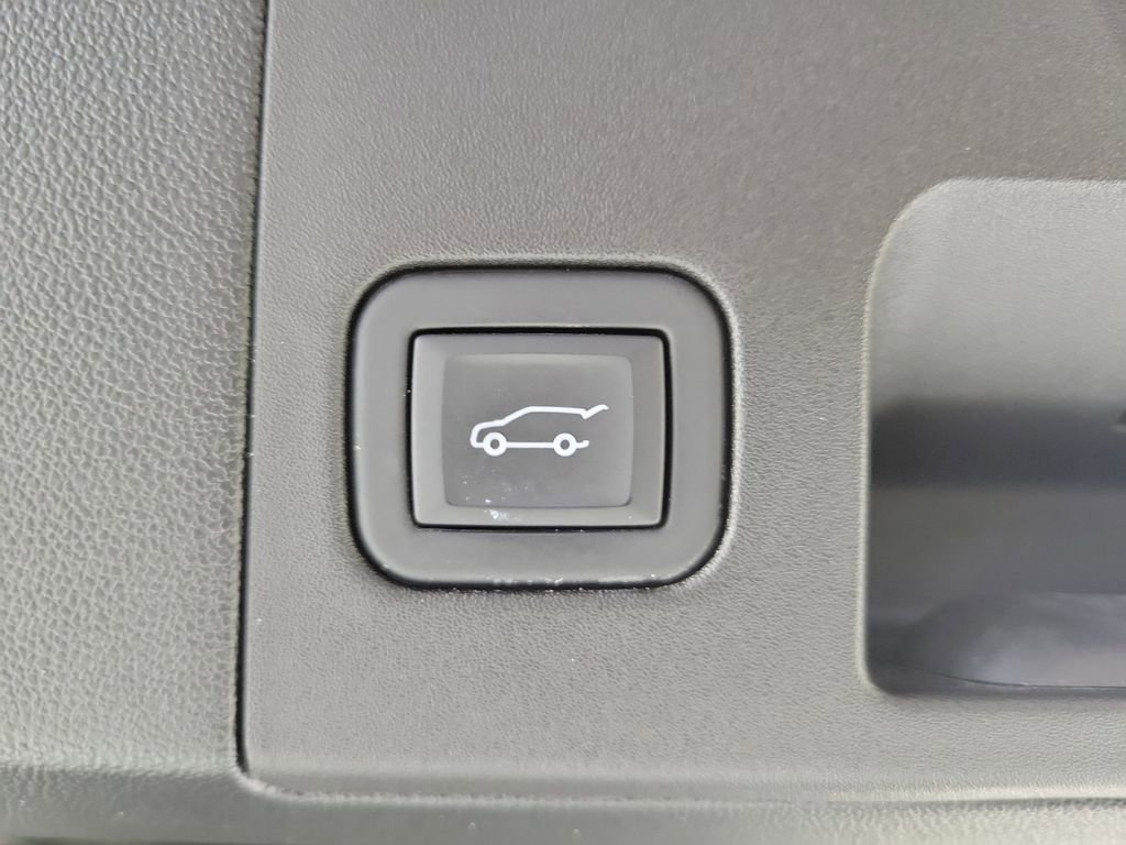 Certified 2024 Cadillac XT5 Premium Luxury w/ Technology Package image 9