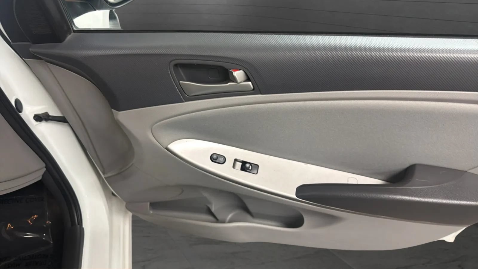 Used 2016 Hyundai Accent SE FWD image 16