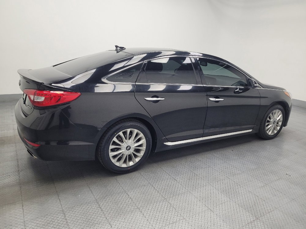 Used 2015 Hyundai Sonata Limited w/ Option Group 06 FWD image 10