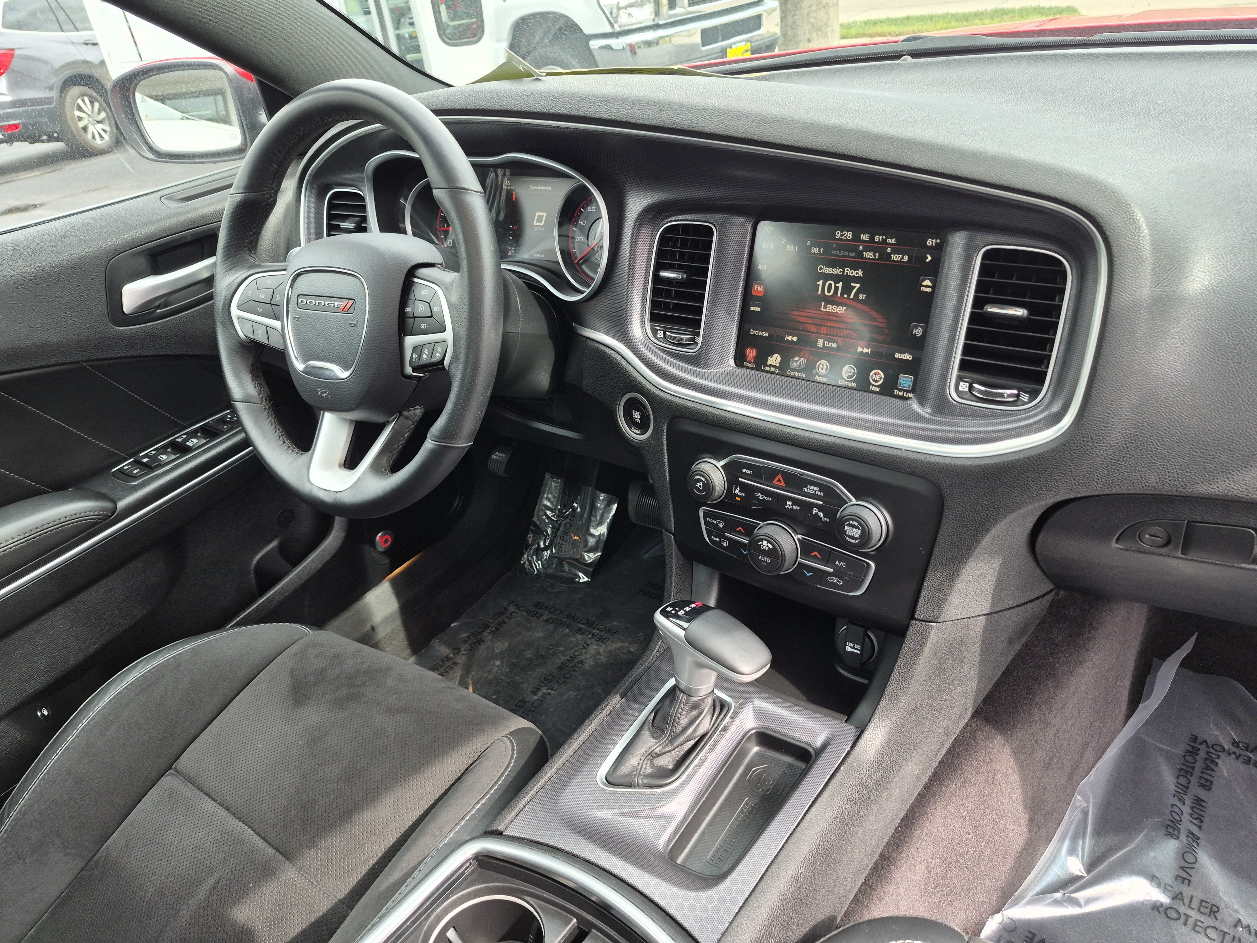 Used 2016 Dodge Charger R/T RWD image 14