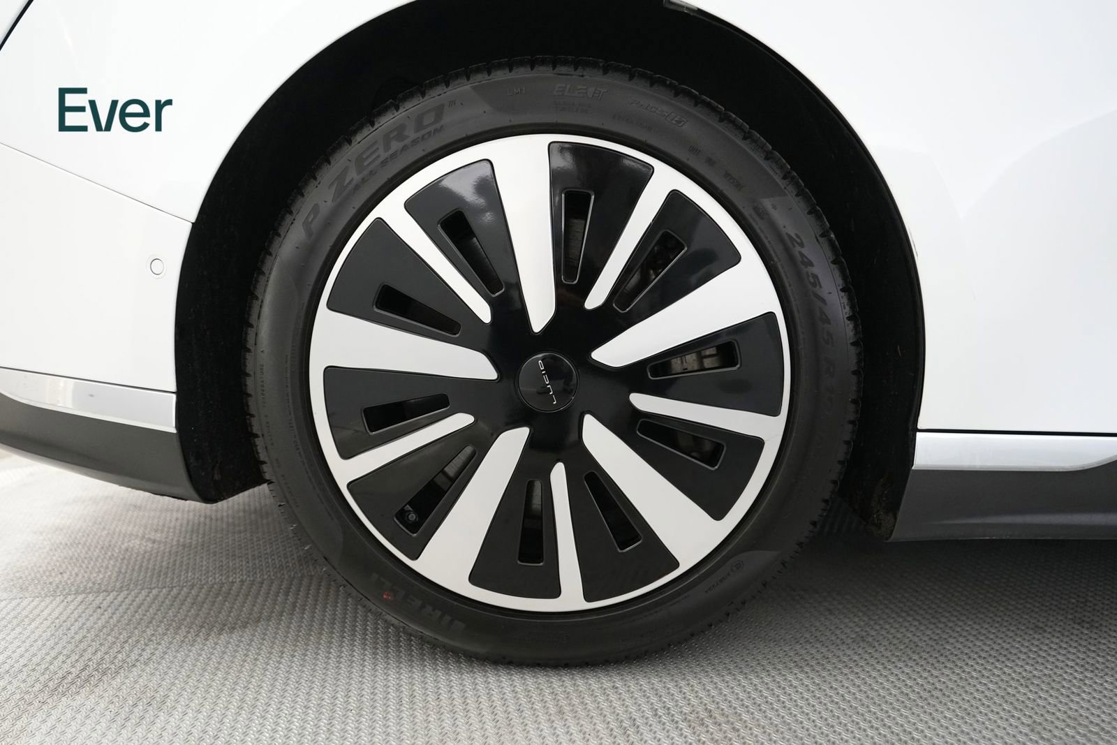 Used 2023 Lucid Air Pure AWD/4WD image 22