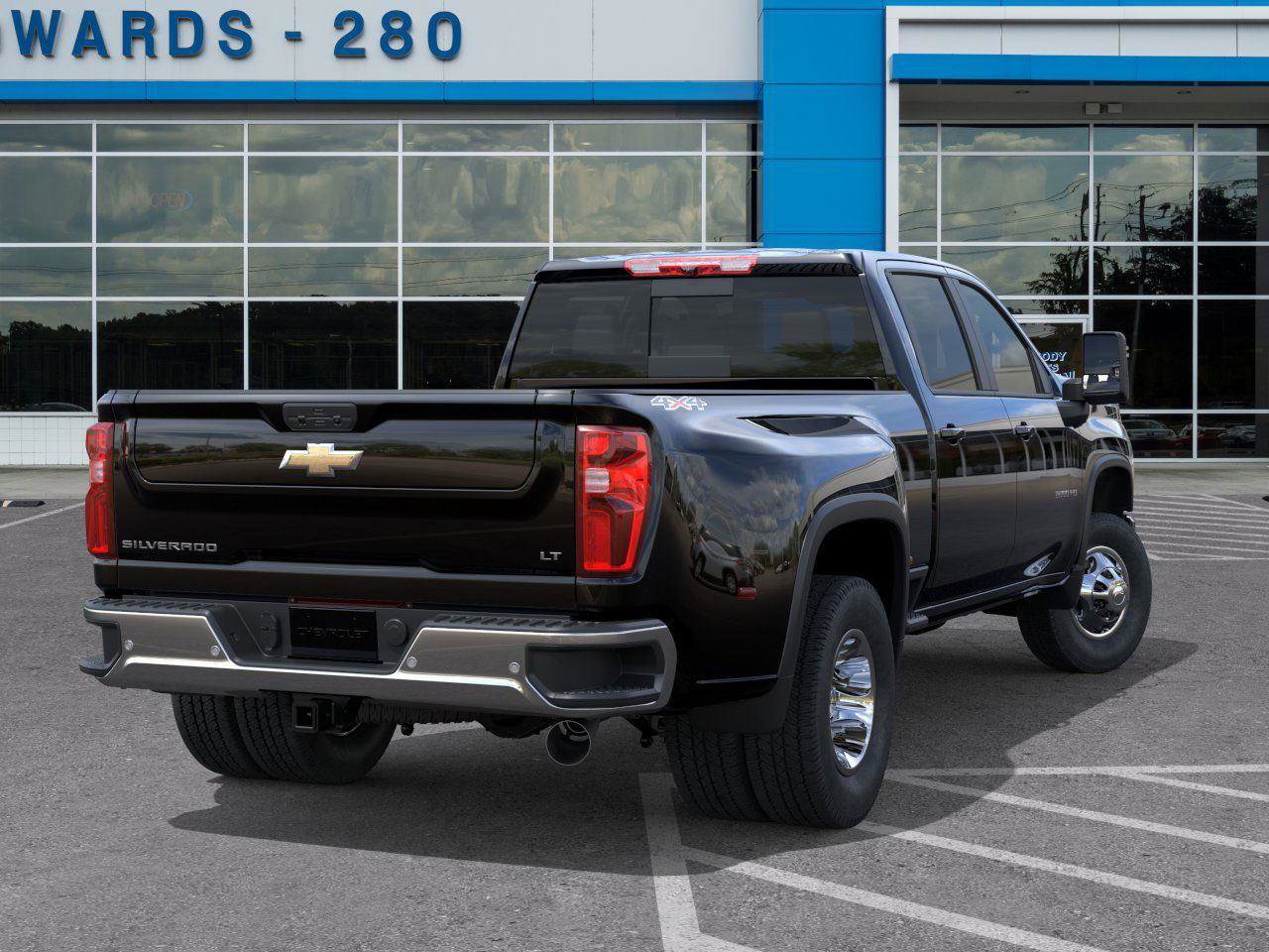 New 2026 Chevrolet Silverado 3500 LT w/ All Star Edition image 4