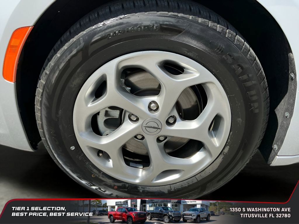 Used 2024 Chrysler Pacifica Limited image 38
