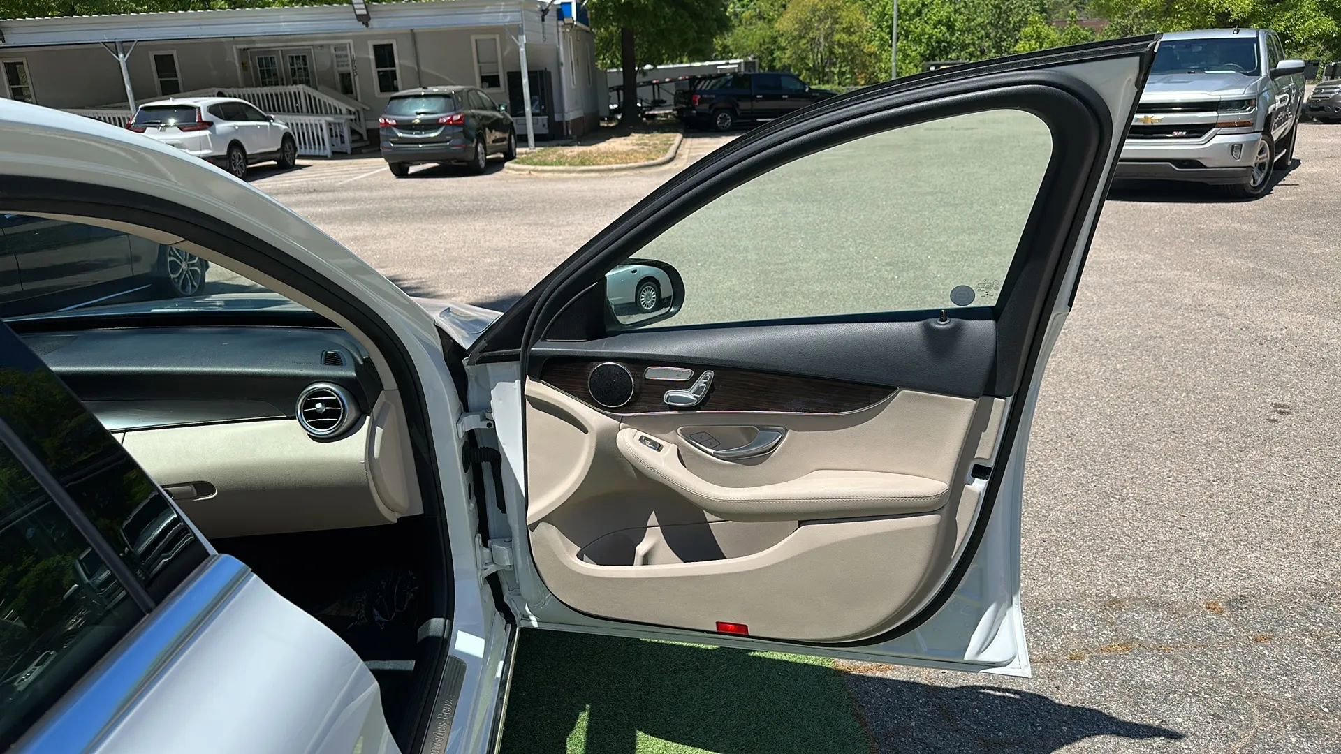 Used 2017 Mercedes-Benz C 300 Sedan w/ Premium 1 Package image 24