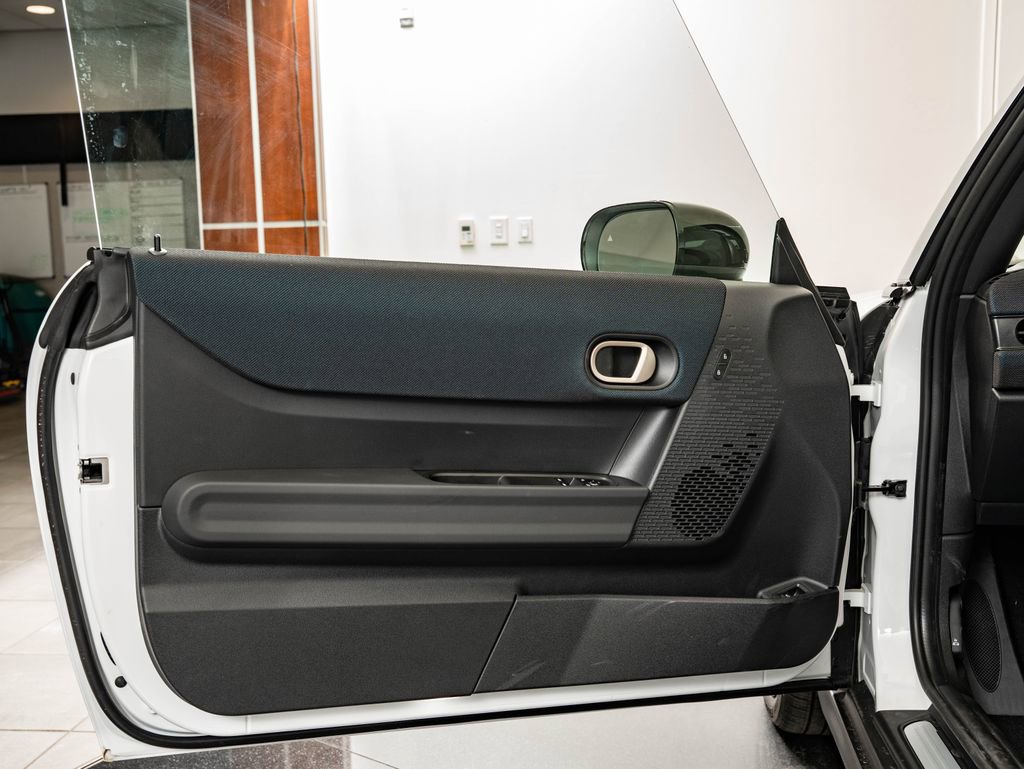 New 2026 MINI Cooper 2-Door Hardtop FWD image 24