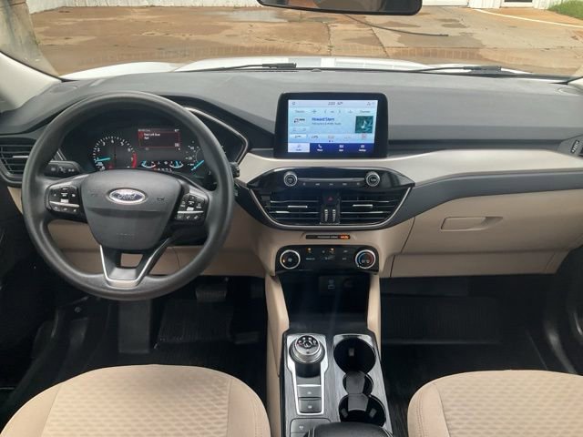 Used 2022 Ford Escape SE image 3