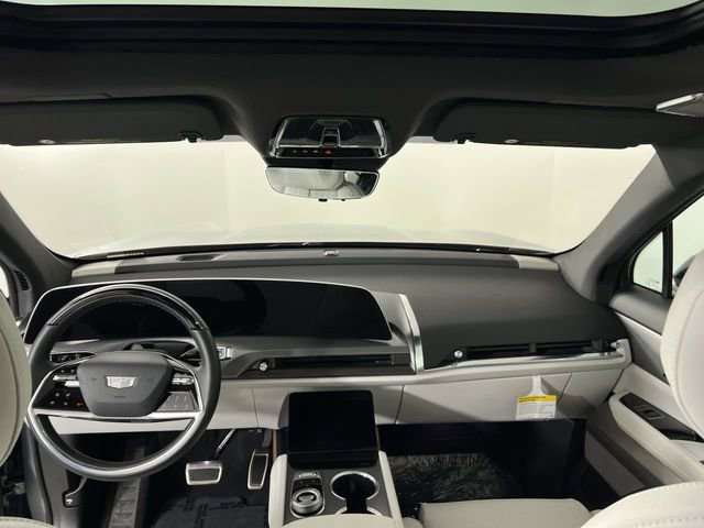 Used 2026 Cadillac Vistiq Sport AWD/4WD image 21