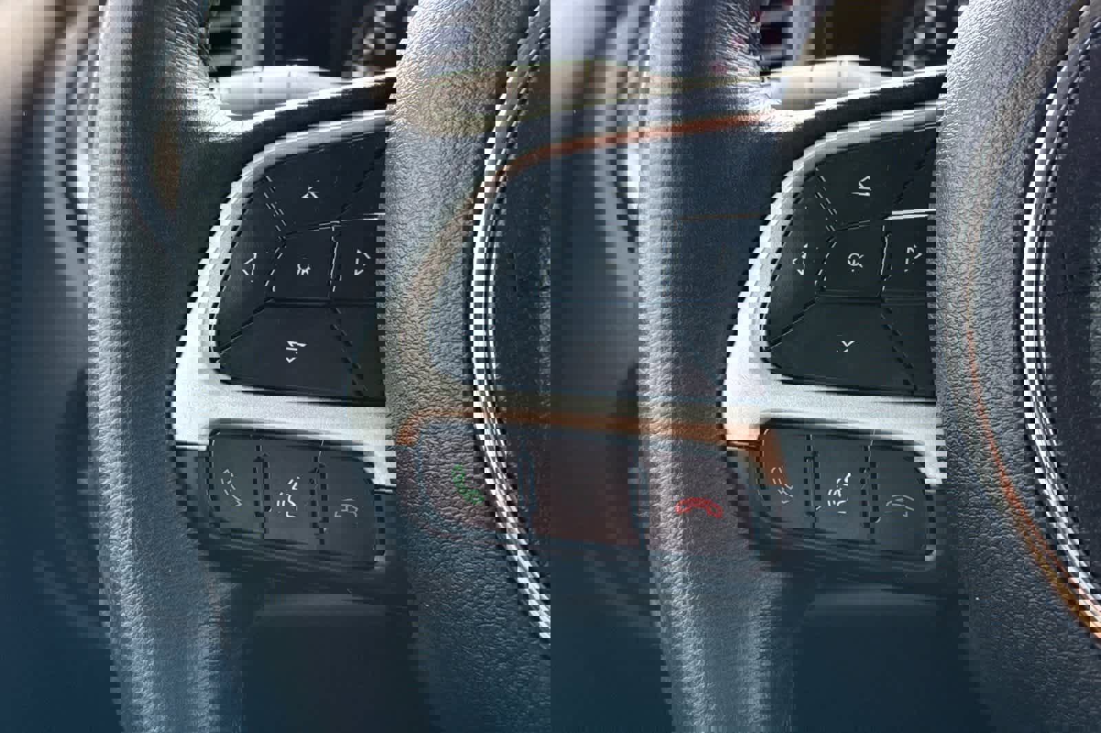 Used 2023 Jeep Renegade Limited image 26