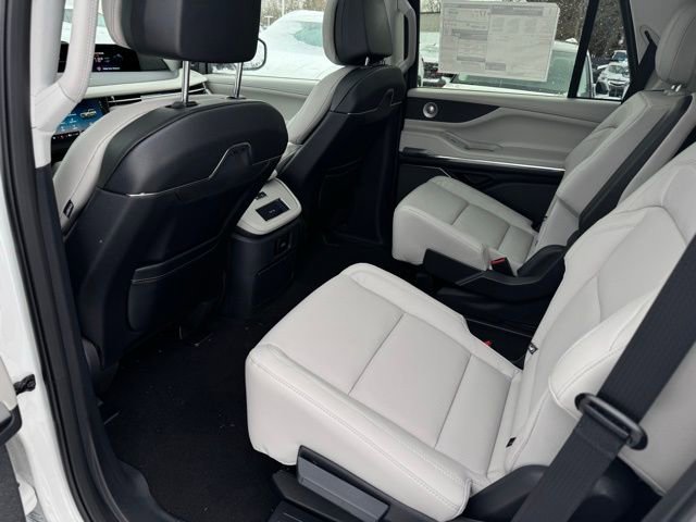 New 2025 Lincoln Navigator Reserve image 21