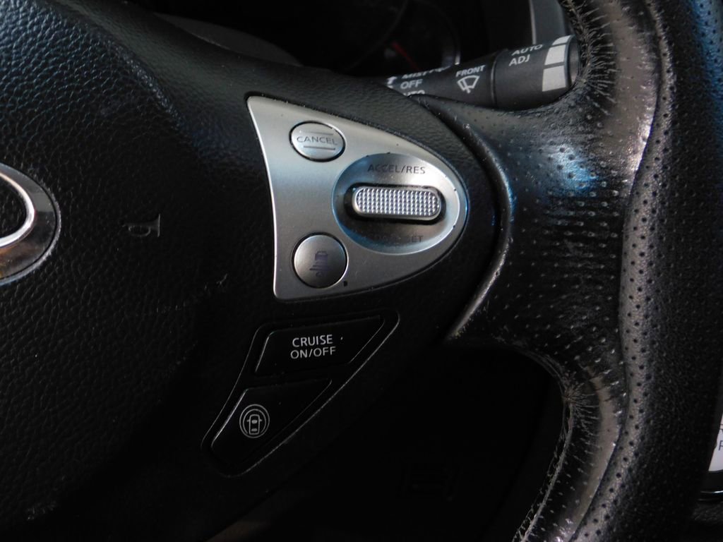 Used 2010 INFINITI FX35 AWD w/ Technology Pkg image 45