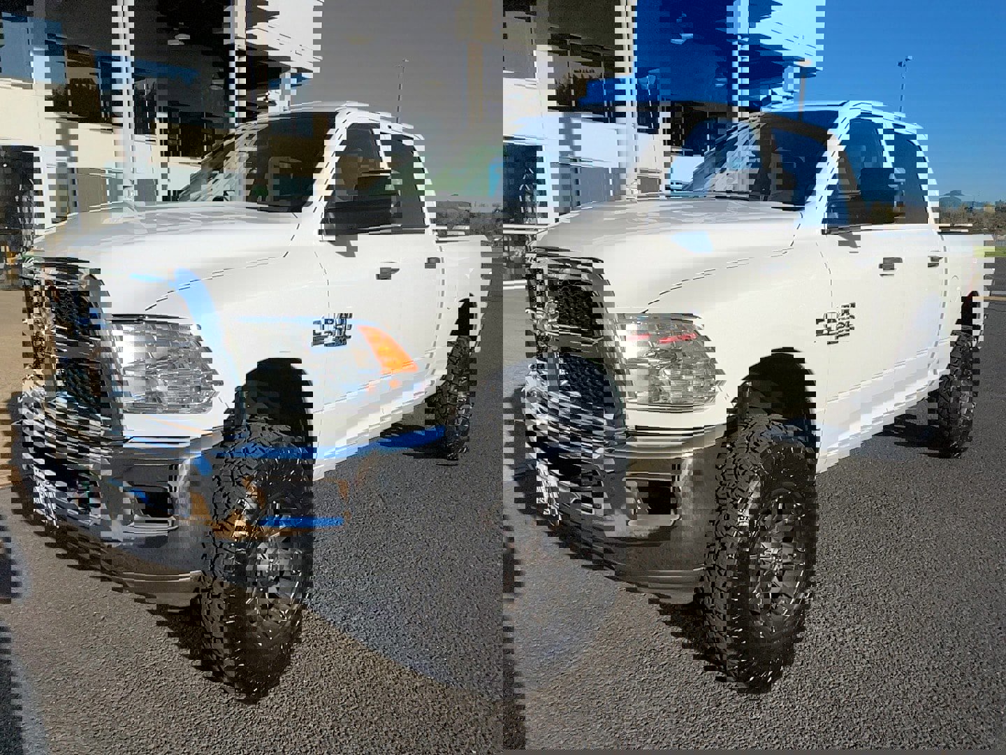 Used 2018 RAM 2500 Tradesman image 1