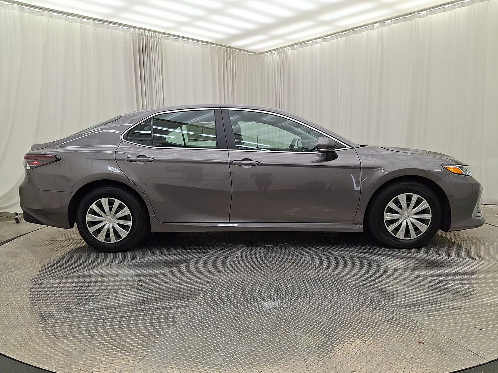 Certified 2023 Toyota Camry LE FWD image 29